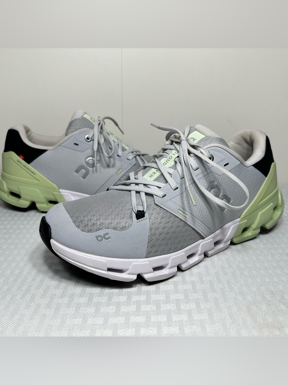 On Cloudflyer 4 Glacier Meadow Men's 10.5 Lace Up Running Athletic Shoes VGUC!